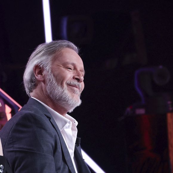Exclusif - Valérie Benaim, Jean-Michel Maire, sur le plateau de l’émission « TPMP » présentée par C.Hanouna et diffusée en direct sur Youtube et sur toutes les box (SFR, FREE, Bouygues, MyCanal etc), Paris, France, le 10 mars 2025. © Jack Tribeca / Bestimage