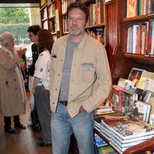 Samuel Le Bihan - Guillaume Gallienne dédicace son livre "Le buveur de brume" à la Galerie Galignani à Paris, France, le 13 Mai 2025. © Bertrand Rindoff / Bestimage