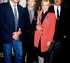 Après plus de quinze ans de relation marquée par le mariage, la naissance de David Hallyday, mais aussi par les séparations et les réconciliations, le couple avait finalement décidé de divorcer

Archives : Sylvie Vartan, Tony Scotti, Johnny Hallyday et David Hallyday