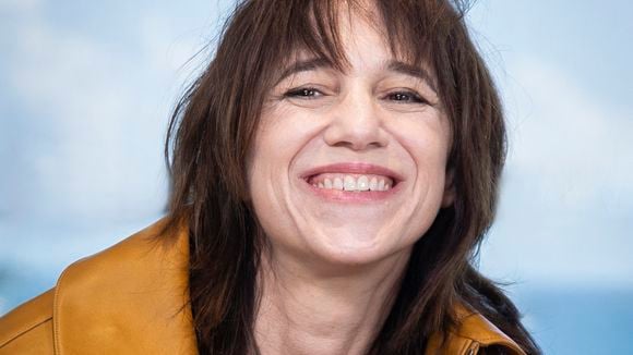 Comme plus de 15 000 français par an, Charlotte Gainsbourg a voulu changer cette partie de son visage, son père Serge n'a pas voulu