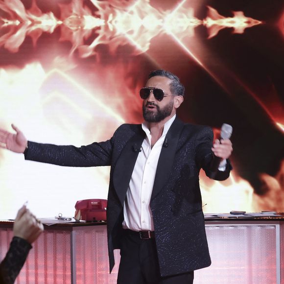 La dernière émission sur la première chaîne de la TNT a eu lieu le 27 février 2024

Exclusif - Cyril Hanouna, sur le plateau de l’émission « TPMP » La dernière sur C8,  présentée par C.Hanouna et diffusée en direct sur C8, Paris, France, le 27 fevrier 2025. © Jack Tribeca / Bestimage