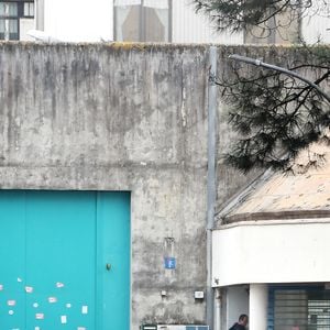 Pierre Palmade vient d'intégrer la maison d'arrêt de Gradignan près de Bordeaux à l'isolement dans le quartier récent (bâtiment blanc) à Gradignan, France, le 9 décembre 2024. © Patrick Bernard/Bestimage