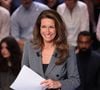 Elle aime se ressourcer à Locmariaquer, le village de son enfance situé dans le Morbihan.

Anne-Claire Coudray - Les candidats à l'élection présidentielle sont sur le plateau de l'émission "La France face à la guerre" sur TF1 le 14 mars 2022.

© Laurent Vu / Pool / Bestimage