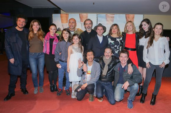 Célia Rosich, Karine Valmer, Eric Judor, Arnaud Henriet, Eddy Ledu, Marie Helmer, Michel Nabokov, Blanche Gardin, Dorothée Pousséo, Claire Chust, Blandine Ruiz, Marc Fraize, Eddy Leduc et Bun Hay Mean - Avant-première du film "Problemos" au cinéma UGC Ciné Cité les Halles à Paris, France, le 9 mai 2017. © CVS/bestimage