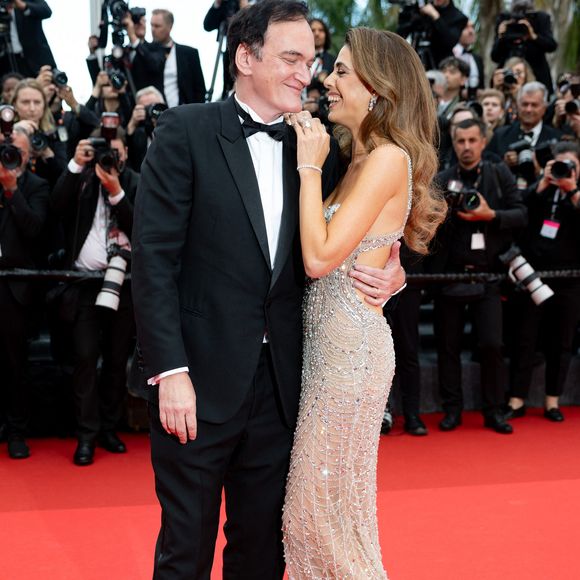 Quentin Tarantino et sa femme Daniella Tarantino - Montée des marches du film « Partir un jour » pour la cérémonie d’ouverture du 78ème Festival International du Film de Cannes, au Palais des Festivals à Cannes. Le 13 mai 2025
© Olivier Borde / Bestimage