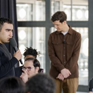 Charlotte Gainsbourg dans "Les rencontres du Papotin", dans l'émission diffusée le samedi 5 avril 2025 sur France 2. © Léo Kekemenis - France Télévisions