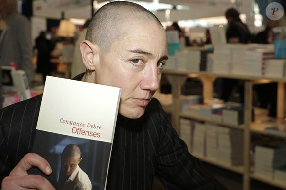Constance Debré - Festival du Livre de Paris 2023 au Grand Palais Éphémère le 21 avril 2023.
© Cedric Perrin / Bestimage