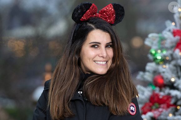 Karine Ferri assiste au Noël enchanté de Disney au parc DisneyLand Paris à Marne-la-Vallée, près de Paris, France, le 20 novembre 2021. Photo par Aurore Marechal/ABACAPRESS.COM