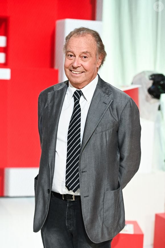 Cette semaine

Exclusif - Michel Leeb - Enregistrement de l'émission "Vivement Dimanche" au Studio Gabriel à Paris, présentée par M.Drucker et diffusée le 5 octobre sur France 3 © Guillaume Gaffiot / Bestimage