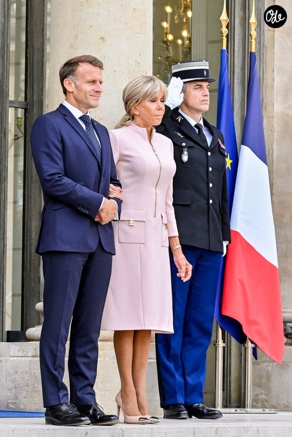 Le président français Emmanuel Macron et sa femme, la Première dame Brigitte Macron, reçoivent le roi et la reine de Jordanie au palais présidentiel de l'Élysée à Paris, France, le 17 septembre 2026. © Christian Liewig/Bestimage
