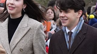 Samuel, le charmant cousin de Harry et William est arrivé en couple lors de la messe de Noël, mariage en vue ?