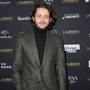 Guillaume Pley - Photocall de la 31ème cérémonie des Lauriers de l'audiovisuel au théâtre Marigny à Paris le 10 février 2026. © Coadic Guirec/Bestimage