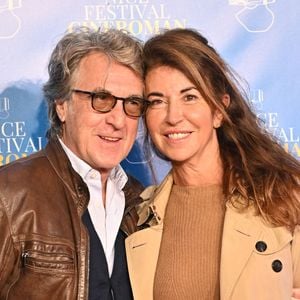 François Cluzet et sa femme Narjiss Slaoui-Falcoz au photocall  de la 4ème édition du festival Cinéroman à Nice. © Bruno Bebert / Bestimage