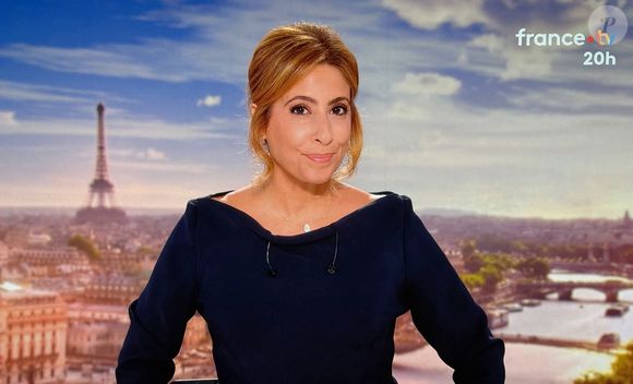 Captures d'écran - Léa Salamé présente son premier journal de 20 heures sur France 2 le 1er septembre 2025.

© Alain Guizard / Bestimage