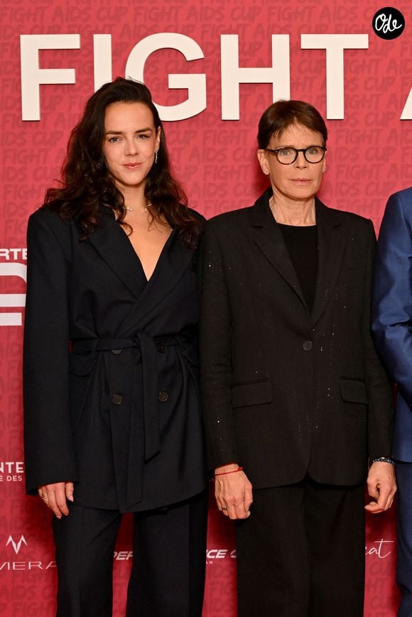 Pauline Ducruet et la princesse Stéphanie de Monaco durant la soirée de gala du "Fight Aids Cup 2026" à l'hôtel Fairmont Monte-Carlo à Monaco, le 24 janvier 2026. © Bruno Bebert / Bestimage