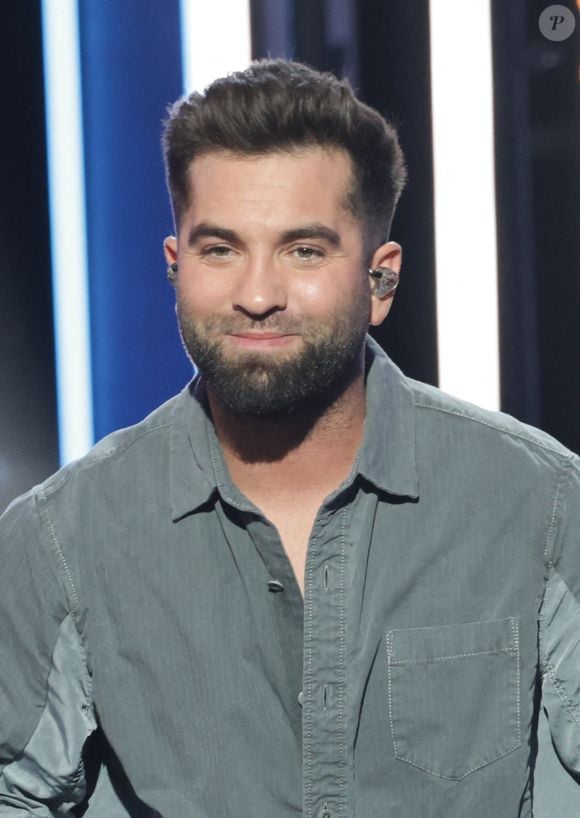 Loin des plateaux télé, Kendji Girac affiche cette pièce de prestige vendue  à des sommes faramineuses - Purepeople