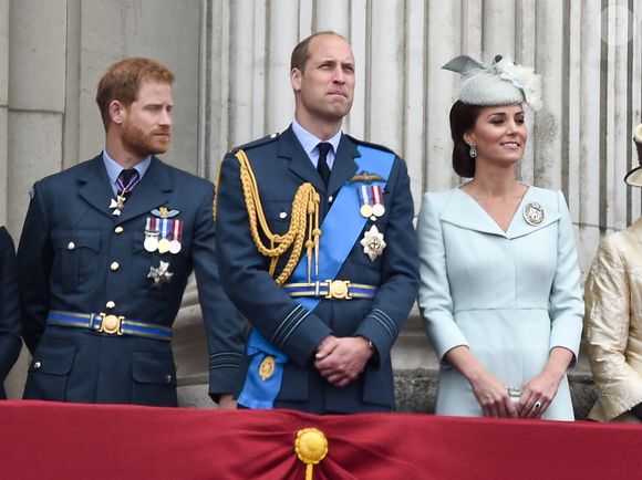 La famille royale d'Angleterre lors de la parade aérienne de la RAF pour le centième anniversaire au palais de Buckingham à Londres. Le 10 juillet 2018. © Agence / Bestimage