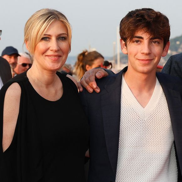 Le concert aura lieu au Théâtre Raymond Kabbaz, lieu dédié à la culture française.

Amanda Sthers et Léon Hesby sur le tapis rouge du prix du court métrage lors du 37ème festival du film de Cabourg (37ème journées romantiques du 14 au 18 juin 2023), à Cabourg, France, le 16 juin 2023. © Coadic Guirec/Bestimage