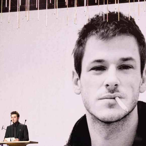 Leur domicile parisien a été le théâtre d'un violent home jacking. 

Xavier Dolan (Hommage à Gaspard Ulliel) - 47ème édition de la cérémonie des César à l'Olympia à Paris le 25 février 2022.
© Borde / Jacovides / Bestimage