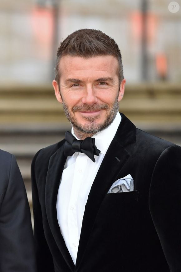 “Il avait servi en Afghanistan et souffrait d’un TSPT (trouble du stress post-traumatique)”, a écrit la mère de l’ancien garde du corps de David Beckham,

David Beckham lors de la  première mondiale de la série Netflix "Our Planet" au Musée d'histoire naturelle de Londres le 4 avril 2019. AGENCE / BESTIMAGE