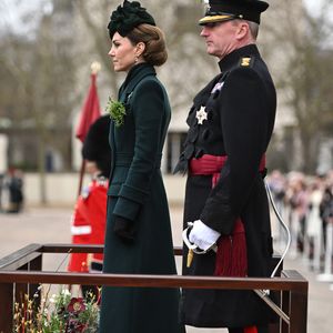 Catherine (Kate) Middleton, princesse de Galles, assiste au défilé de la Saint-Patrick de la garde irlandaise à la caserne Wellington, à Londres.  Julien Burton / Bestimage