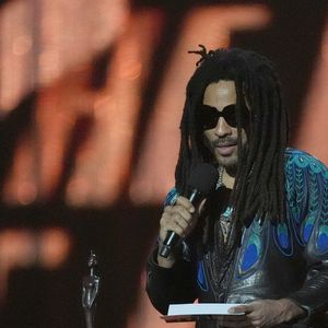 Le chanteur a fait l'acquisition dans les années 2000 de l'ancienne demeure d'une comtesse datant des années 1920, sur la rive droite de la Ville-Lumière.

Lenny Kravitz annonce le gagnant de la chanson de l'année lors des BRIT Awards 2025 à l'O2 Arena de Londres.  Le 1er mars 2025. 
Photo by Lucy North/PA Wire/ABACAPRESS.COM