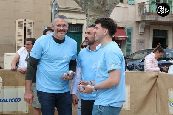 Les Chefs à Saint-Tropez fêtent les producteurs 2026. Glenn Viel, Pierre Augé et Hugo Riboulet, place des Lices à Saint-Tropez, le 3 mai 2026., pour la pétanques des Chefs. ©Jean-Marc LHOMER/Bestimage.