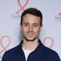 Hugo Clément : en plus d’être journaliste, il est associé à un influent homme d’affaires à la tête de sociétés audiovisuelles au capital impressionnant