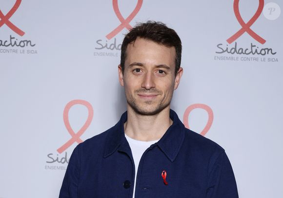 Hugo Clément est associé à plusieurs sociétés créées avec l’homme d’affaires Régis Lamana-Rodat.

Hugo Clément - Photocall de la soirée de lancement du "Sidaction" au théâtre Edouard VII à Paris. © Denis Guignebourg/Bestimage