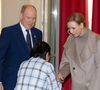 Ce vendredi 14 novembre, Charlene de Monaco et le prince Albert ont offert des cadeaux aux personnes défavoriées.

Le prince Albert et Charlene de Monaco offrent des cadeaux aux personnes défavorisées au bureau de la Croix-Rouge de Monaco, le 14 novembre 2025.

Photo : Olivier Huitel / Pool Monaco / Bestimage
