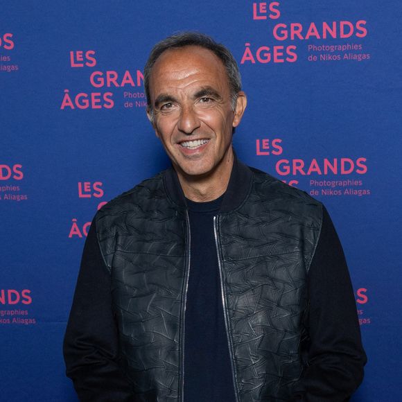 Nikos Aliagas participe à l'exposition 'Les Grands Ages' de Nikos Aliagas au Musée de l'Homme du Trocadéro le 07 avril 2026 à Paris, France. Photo by Nasser Berzane/ABACAPRESS.COM
