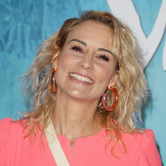 "Je vais allumer la télé, mettre plus fort, me déplacer, me mettre à un autre endroit de la table, et ne pas aussi avoir le visuel de la bouche", révèle-t-elle.

Elodie Gossuin (Miss France 2001) - Première du film Disney "Vaiana 2" au Grand Rex à Paris le 23 novembre 2024. © Coadic Guirec/Bestimage