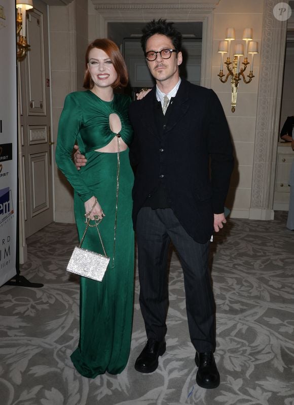 Elodie Frégé et un ami - 47ème édition du Gala "Best Awards" à l'hôtel Four Seasons Hôtel George V à Paris le 28 janvier 2025. © Coadic Guirec/Bestimage