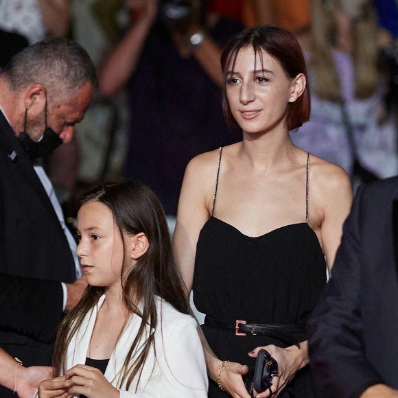 Alice et Joe Attal (les filles de Charlotte Gainsbourg) - Montée des marches du film «Jane par Charlotte» lors du 74ème Festival International du Film de Cannes. Le 7 juillet 2021
© Borde-Jacovides-Moreau / Bestimage