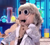 "Je suis très émue, je pleure un petit peu...Merci pour tout !"

La Taupe de Mask Singer 8, capture d'écran TF1