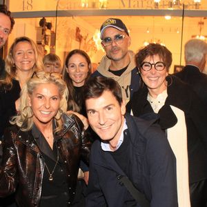 Exclusif - Caroline Margeridon et l'équipe de "Affaire conclue" lors de la Fête des puces de Saint Ouen au Marché Biron le 26 septembre 2024.

© Baldini / Bestimage