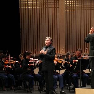 Roberto Alagna a été remplacé par le directeur artistique.

Soirée du 30ème Gala de l'Espoir donné au profit de la recherche contre le cancer au théâtre des Champs-Elysées à Paris le 18 novembre 2024. © Philippe Baldini/Bestimage