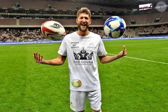 Paga - Le match des Légendes, la rencontre qui mêle le football et le rugby au profit de l'association de P. Olmeta "Un sourire, un espoir pour la vie", s'est déroulé à Nice à l'Allianz Riviera, le 26 septembre 2022. © Bruno Bebert/Bestimage