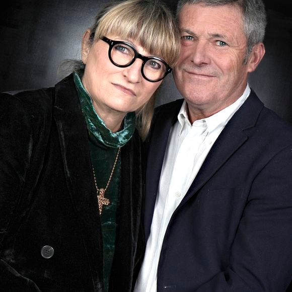 Exclusif - Portrait de Christine Bravo avec son mari Stéphane Bachot à Paris, le 16 janvier 2023.
© Cédric Perrin/Bestimage