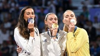 Une championne olympique française a perdu son bébé après les JO, elle partage une nouvelle bien plus heureuse