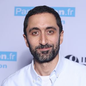 Celui de matinalier. S'il est aux commandes du "Magazine de la Santé", l'homme de 36 ans est aussi sur les ondes de RTL lorsqu'il s'agit de prodiguer ses conseils avisés. 


Jimmy Mohamed - Soirée de lancement de la18ème édition du "Pasteurdon" à l'institut Pasteur de Paris le 9 octobre 2024. © Denis Guignebourg/BestImage