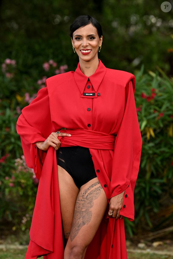 Cette "maman poule" assumée n'a jamais caché que l'arrivée de son fils avait bouleversé ses priorités et sa vision de l'existence.

Shy'm - 11ème édition du Gala de charité de Patrick Mouratoglou à la Mouratoglou Academy & Resort à Biot le 21 juin 2025. Ce gala de prestige réunit chaque année les grandes figures du sport, du divertissement et de nombreux donateurs, mobilisés pour soutenir les jeunes talents du tennis mondial. © Bruno Bebert/Bestimage