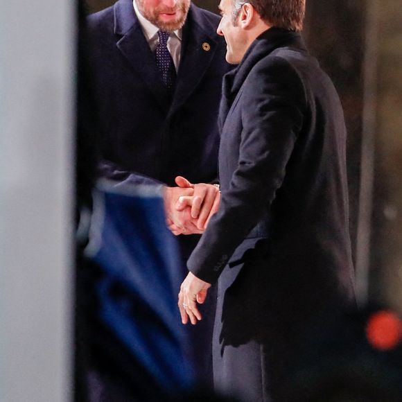 Emmanuel Macron, président de la République Française et le prince William, prince de Galles - Arrivées à la cérémonie de réouverture de la cathédrale Notre-Dame de Paris, le 7 décembre 2024. Joyau de l’art gothique, lieu de culte et de culture, symbole universel de la France et de son histoire, la cathédrale de Notre-Dame de Paris rouvre ses portes les 7 et 8 décembre, cinq ans après le terrible incendie qui l’avait ravagée le 15 avril 2019. © Bestimage