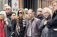 Valérie Trierwieler , Jean-Luc Romero-Michel, Didier Barbelivien , Jean-Noël Mirande - Les personnalités à la sortie des obsèques de Michel Michel, propriétaire du Banana Café à Paris, en l'église Saint-Jean de Montmartre, France, le 16 octobre 2025

Julien Sarkissian / Bestimage