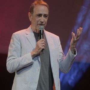 Au début de sa carrière, Alain Chamfort avait été repéré par Claude François

Exclusif - Alain Chamfort - Soirée du 20ème anniversaire de la chaîne Mélody TV à l'Olympia de Paris le 8 juin 2022. © Coadic Guirec - Giancarlo Gorassini/Bestimage