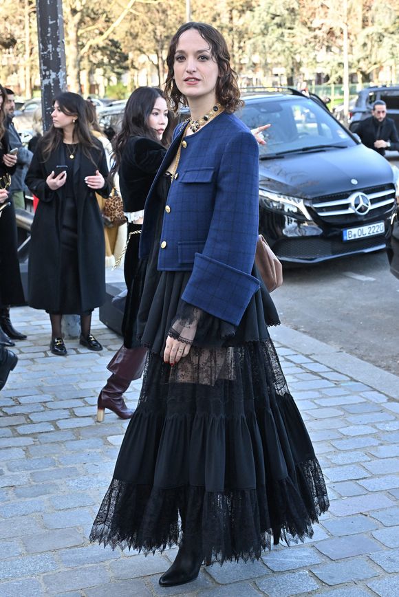 Agathe Rousselle arrivant au défilé Chloé pendant la semaine de la mode à Paris, France, le 6 mars 2025. Photo by Julien Reynaud/APS-Medias/ABACAPRESS.COM