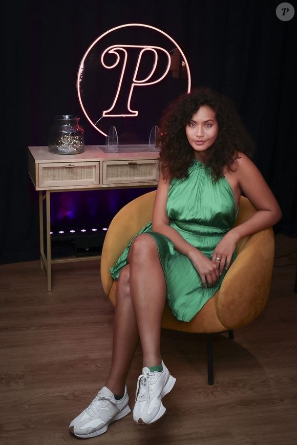 Vaimalama Chaves en interview avec En Privé avec, pour la promotion de son livre O Vai (éditions First)