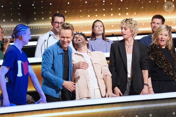 Exclusif - Cyril Féraud, Agustín Galiana, Sara Mortensen, Flavie Flament - Enregistrement de l'émission "100% Logique", présentée par Cyril Féraud et diffusée le 12 avril 2025 sur France 2. Le 17 décembre 2024 © Cyril Moreau / Bestimage