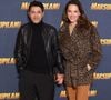 La journaliste était venue réaliser un reportage et l'humoriste jouait les acteurs sur un film. Le coup de coeur a été immédiat...

Jamel Debbouze et Melissa Theuriau assistent à la première du film "Marsupilami" au Grand Rex à Paris, en France, le 1er février 2026. Photo : Jérôme Domine/Abaca