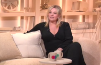 Flavie Flament se confie sur "Télématin" dans l'émission "Puremédias L'hedbo" sur T18.